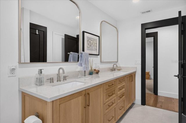 2862 SHADY OAK COURT, Clearwater, FL 33761