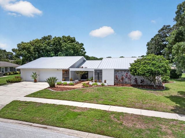2862 SHADY OAK COURT, Clearwater, FL 33761