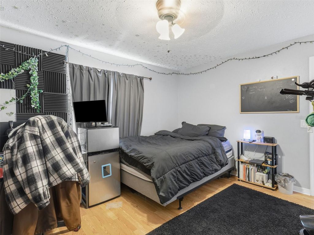 Image 16 of property listing at 3377 MONTANO AVENUE, Spring Hill, FL 34609