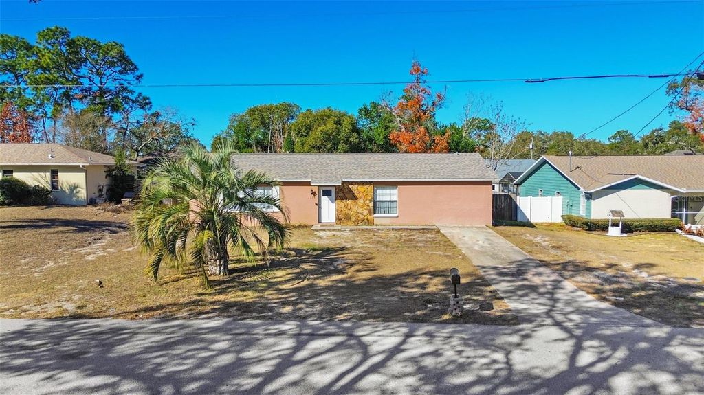 Image 27 of property listing at 3377 MONTANO AVENUE, Spring Hill, FL 34609