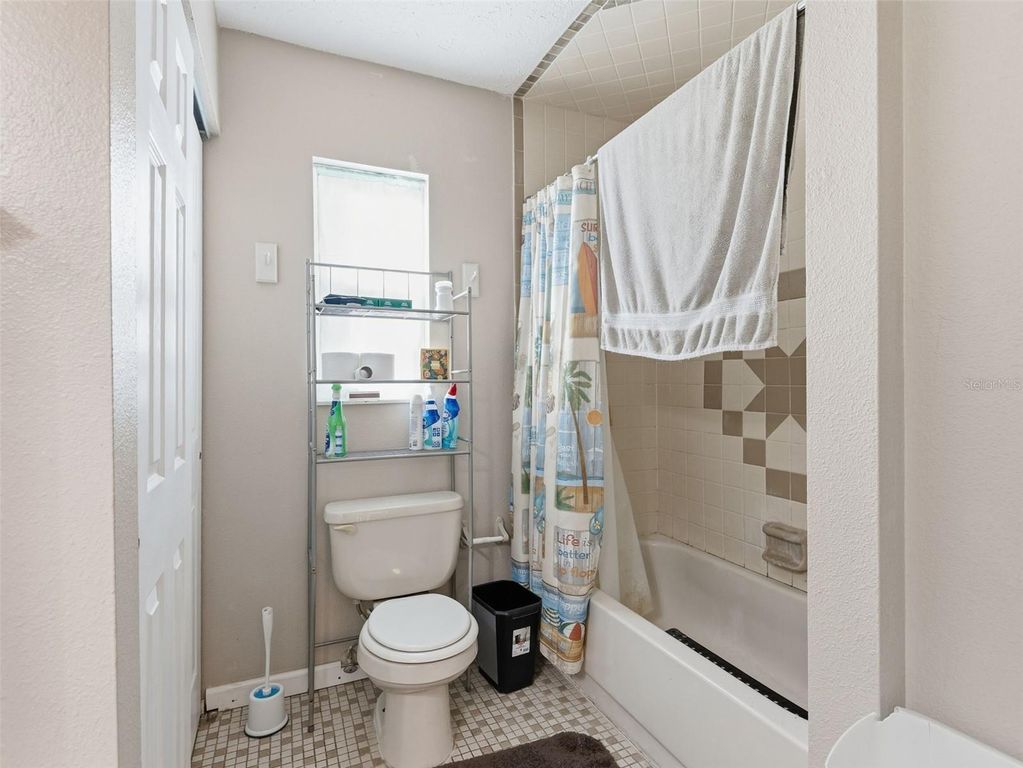 Image 9 of property listing at 3377 MONTANO AVENUE, Spring Hill, FL 34609