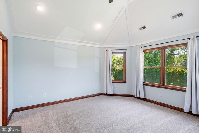 122 LILLIAN, Sicklerville, NJ 08081