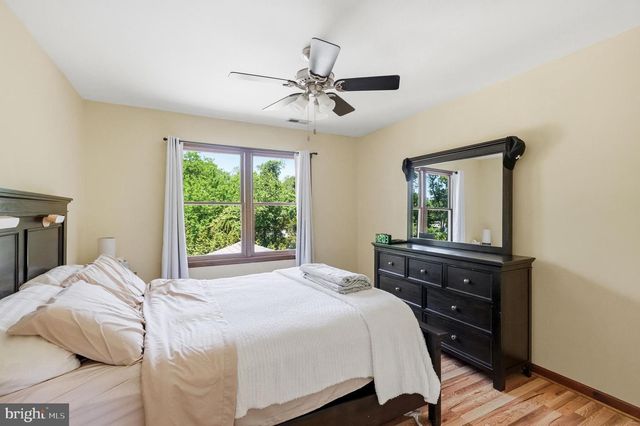 122 LILLIAN, Sicklerville, NJ 08081