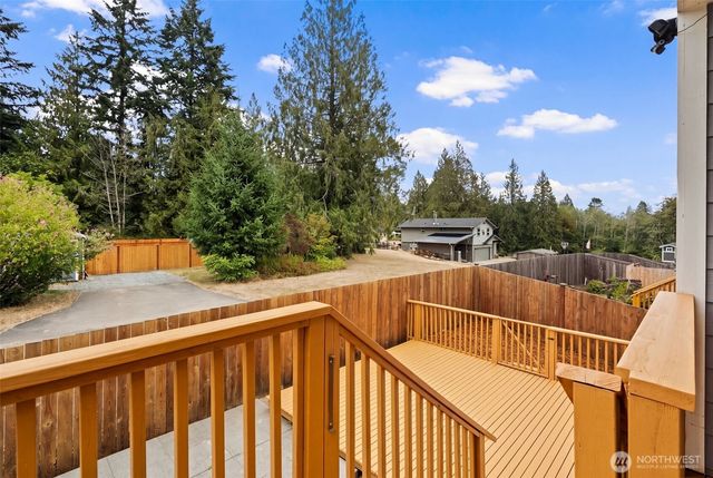 650 NW Gardenia Way, Bremerton, WA 98311