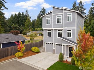650 NW Gardenia Way, Bremerton, WA 98311