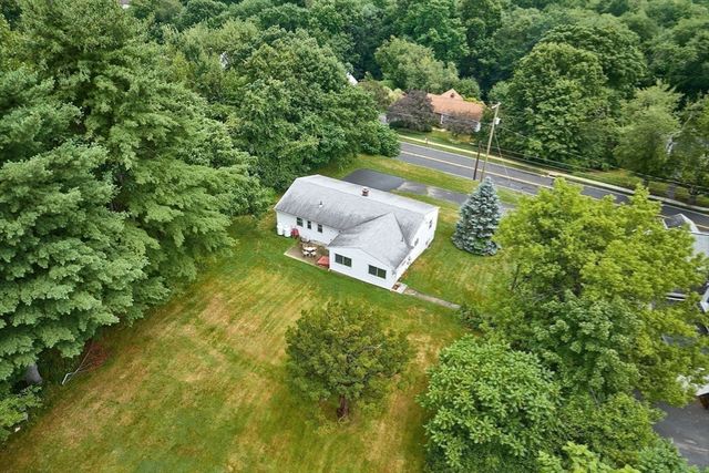 194 Pleasant St, East Longmeadow, MA 01028