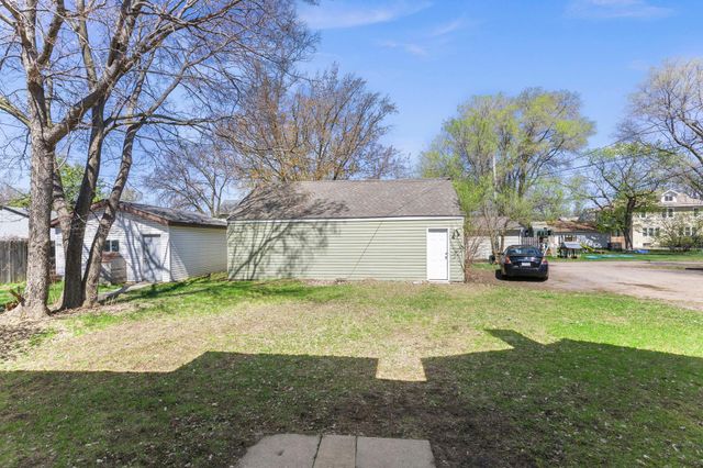 1515 2nd Street N, Saint Cloud, MN 56303