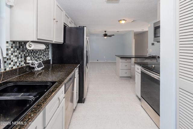 6346 MEMORY Lane, Jacksonville, FL 32234