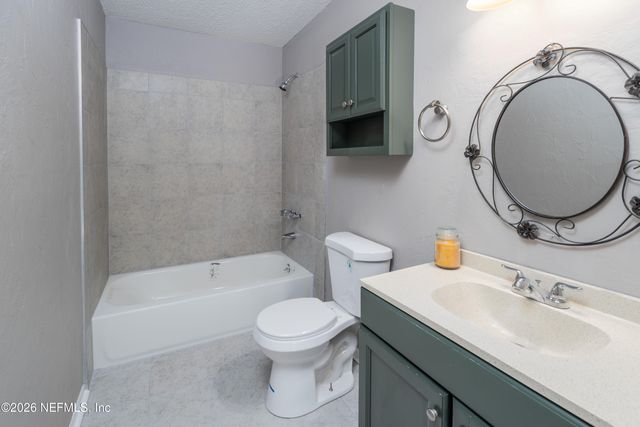 6346 MEMORY Lane, Jacksonville, FL 32234