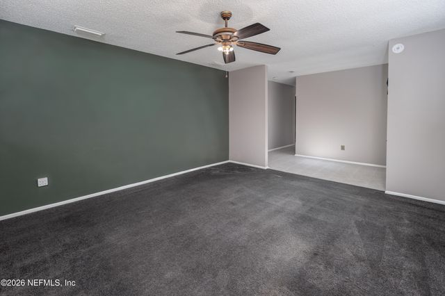 6346 MEMORY Lane, Jacksonville, FL 32234