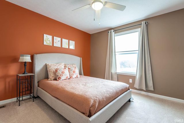 625 S Bobcat Bend, Bloomington, IN 47403