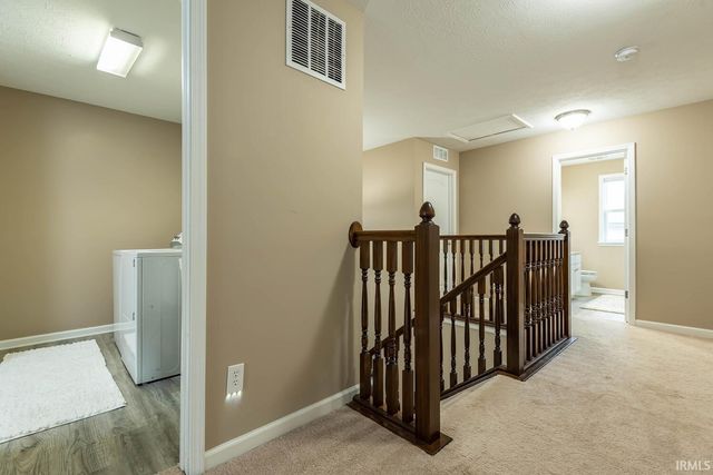 625 S Bobcat Bend, Bloomington, IN 47403