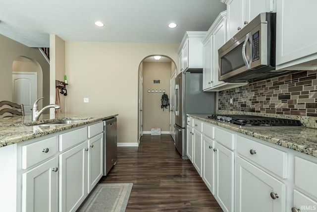 625 S Bobcat Bend, Bloomington, IN 47403