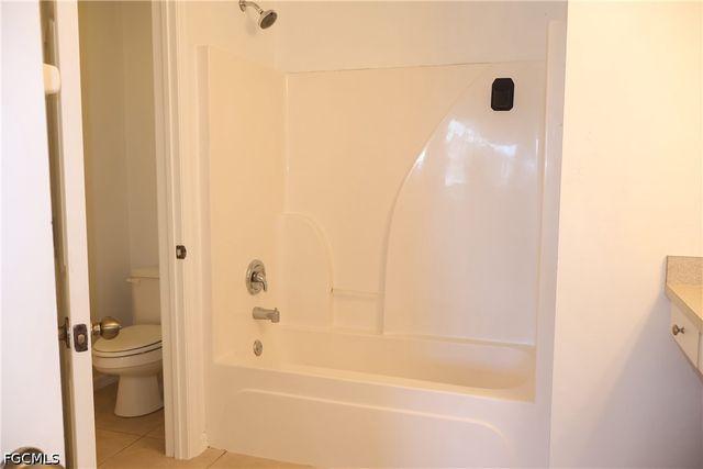 1632 SW 18th ST, Cape Coral, FL 33991