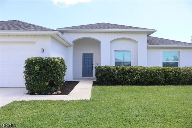 1632 SW 18th ST, Cape Coral, FL 33991