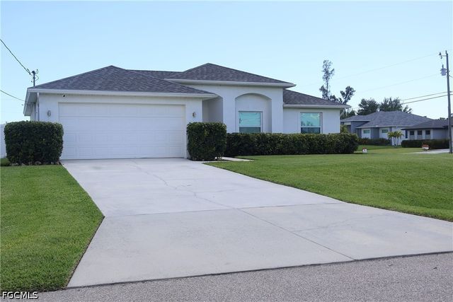 1632 SW 18th ST, Cape Coral, FL 33991