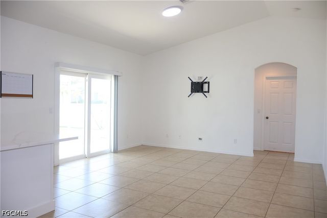 1632 SW 18th ST, Cape Coral, FL 33991