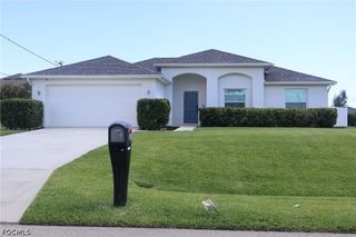 1632 SW 18th ST, Cape Coral, FL 33991