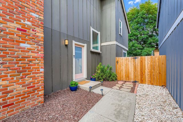 8682 Garrison Court, Arvada, CO 80005