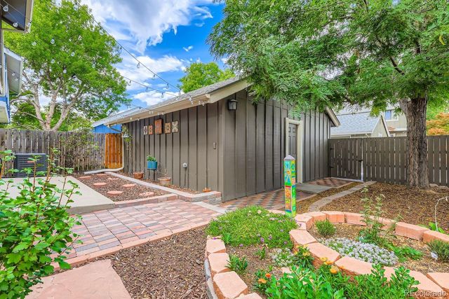 8682 Garrison Court, Arvada, CO 80005