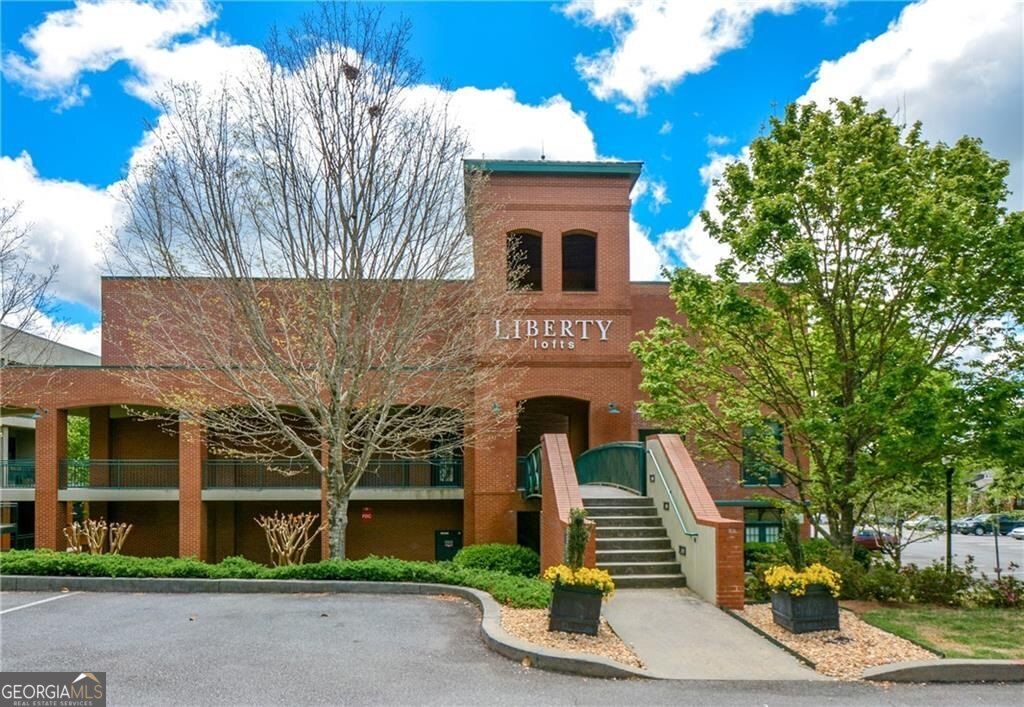 1736 Liberty Lane, Roswell, GA 30075