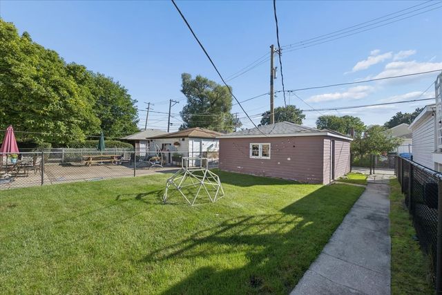6539 N NEVA Avenue, Chicago, IL 60631