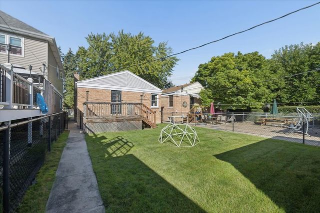 6539 N NEVA Avenue, Chicago, IL 60631
