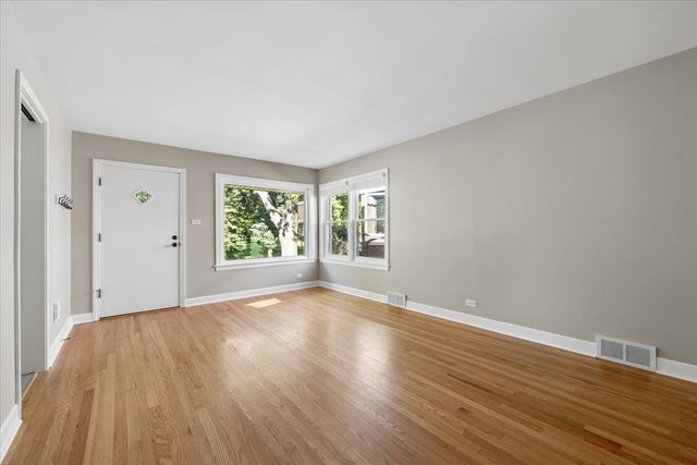 6539 N NEVA Avenue, Chicago, IL 60631