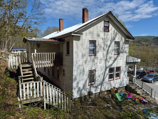 51 Merrill Street, Springfield, VT 05156