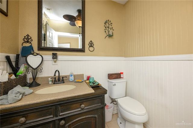 208 N 1st N Street, Donna, TX 78537