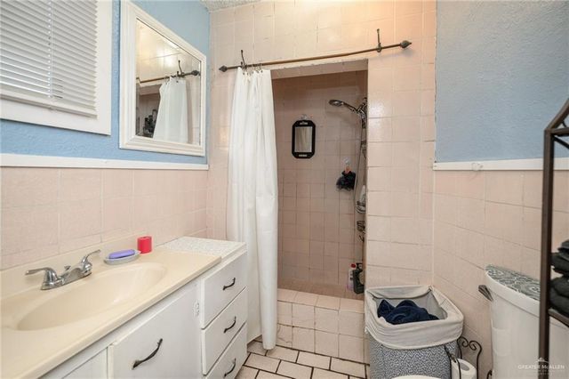 208 N 1st N Street, Donna, TX 78537