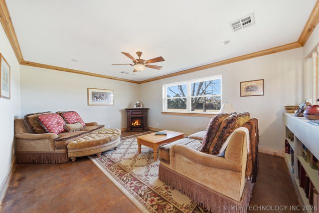 2251 S 4260 Road, Chelsea, OK 74016