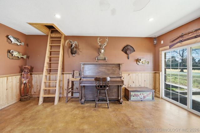 2251 S 4260 Road, Chelsea, OK 74016