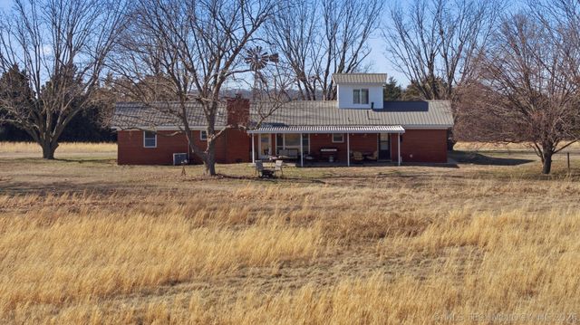 2251 S 4260 Road, Chelsea, OK 74016