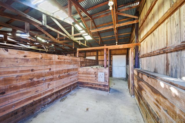 2251 S 4260 Road, Chelsea, OK 74016