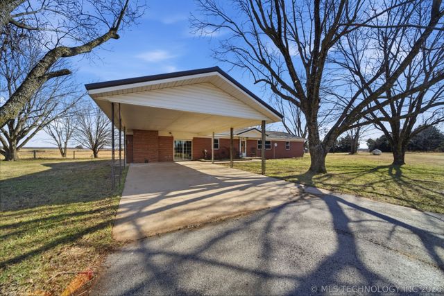 2251 S 4260 Road, Chelsea, OK 74016