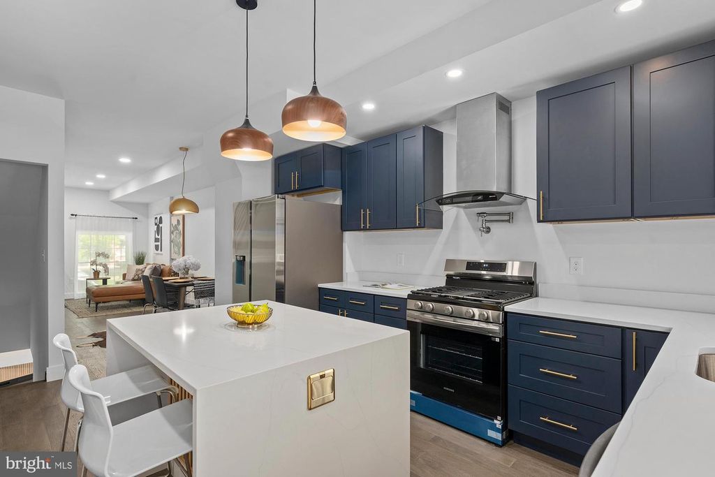 Image 1 of property listing at 2713 E FAYETTE ST, Baltimore, MD 21224