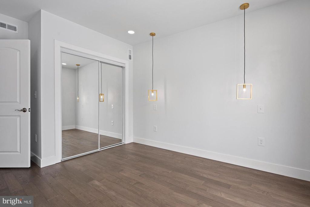 Image 23 of property listing at 2713 E FAYETTE ST, Baltimore, MD 21224