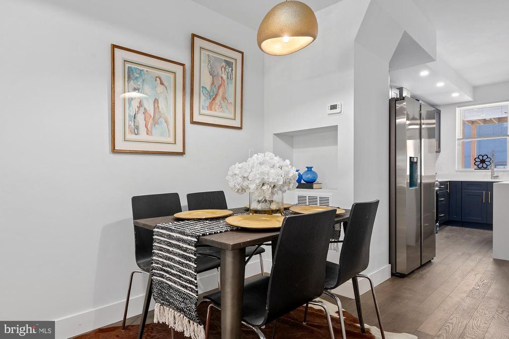 Image 7 of property listing at 2713 E FAYETTE ST, Baltimore, MD 21224