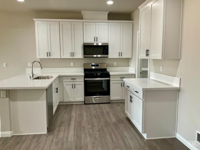 5109 Cohiba Court, Bakersfield, CA 93307