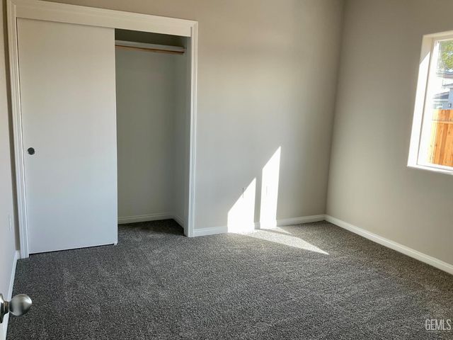 5109 Cohiba Court, Bakersfield, CA 93307