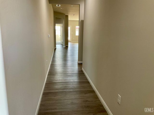 5109 Cohiba Court, Bakersfield, CA 93307