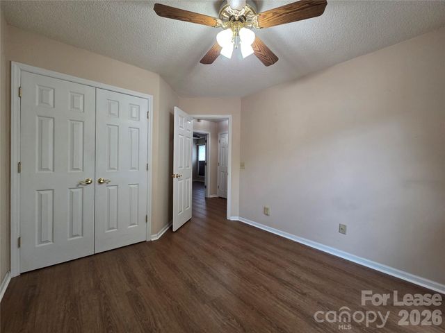1319 Mistletoe Ridge Place NW, Concord, NC 28027