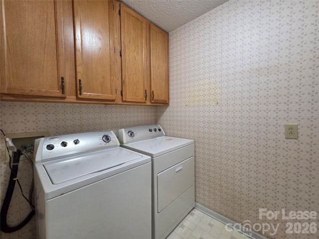 1319 Mistletoe Ridge Place NW, Concord, NC 28027