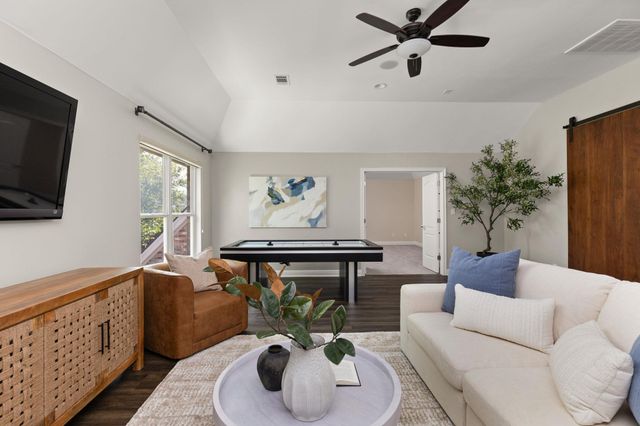2906 Padina DR, Austin, TX 78733
