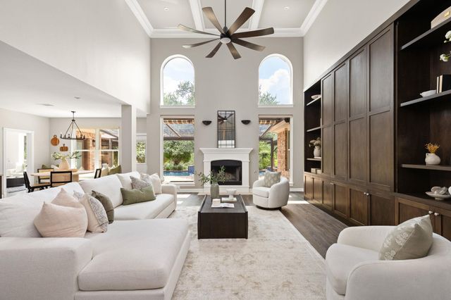 2906 Padina DR, Austin, TX 78733