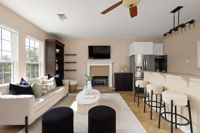 2906 Padina DR, Austin, TX 78733