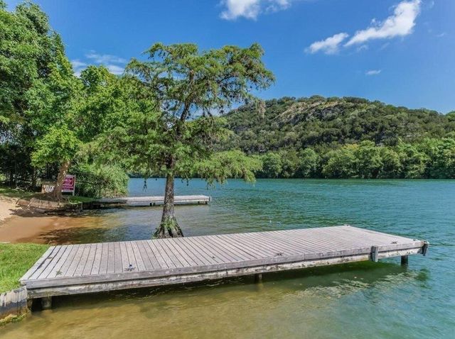 2906 Padina DR, Austin, TX 78733