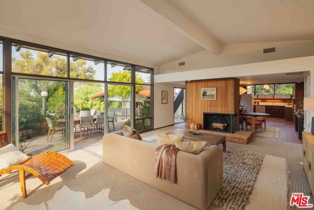 2437 Via Sonoma, Palos Verdes Estates, CA 90274