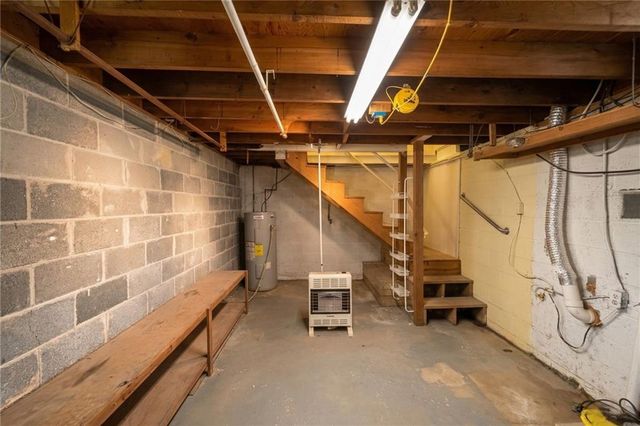 148 Robertson Avenue, Tallapoosa, GA 30176